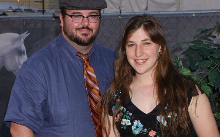 who is mayim bialiks husband